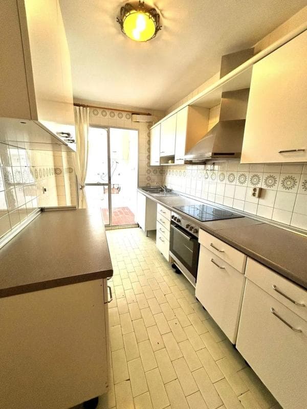 Venta de piso en Barrio Elviria, Marbella
photo 3