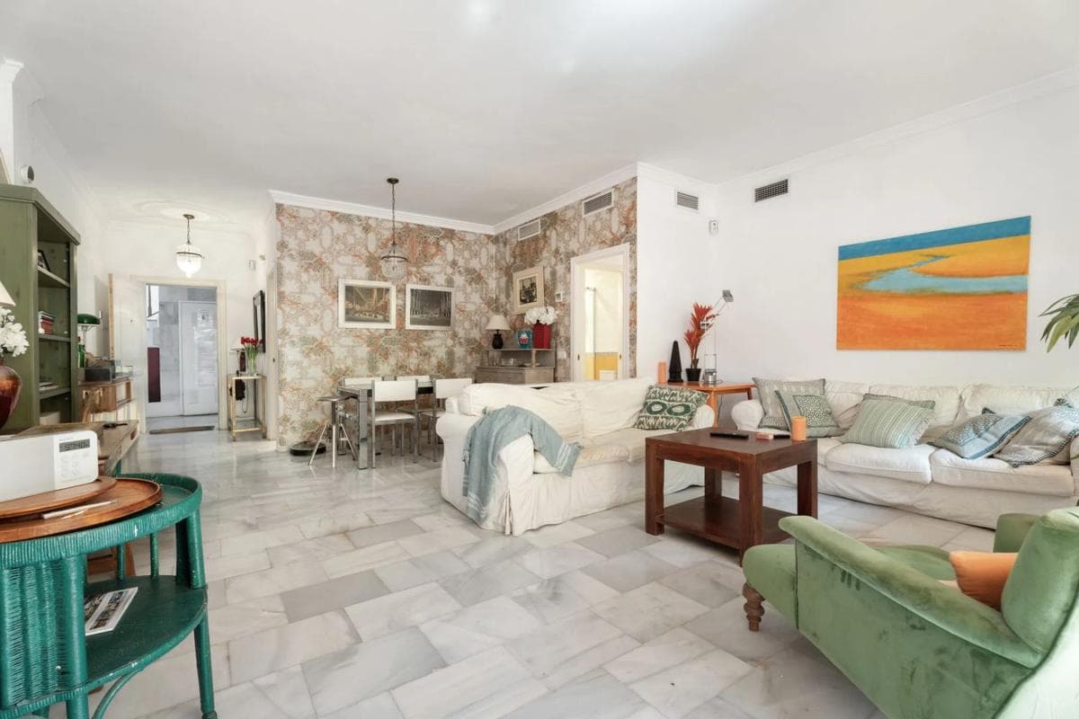 Venta de piso en CL FAISAN (CARIB PLAYA), Marbella
photo 2