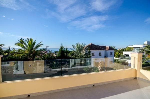 Independent chalet for sale in Calle Fuerteventura, 174, Marbella
photo 1