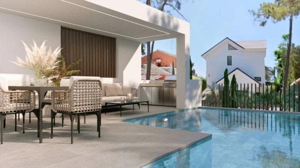 Independent chalet for sale in Urbanización Pueblo Andaluz, Marbella
thumbnail 2