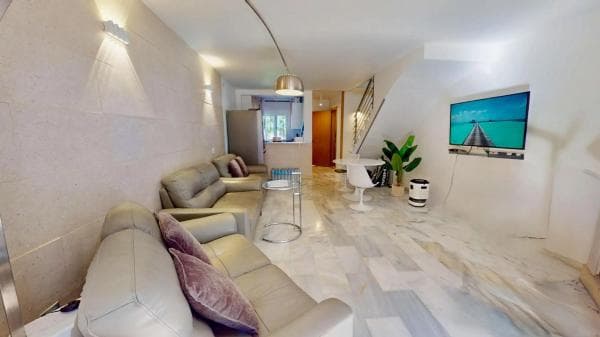 Chalet adosado en venta en Barrio Santa María , Marbella thumbnail 1