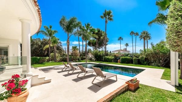 Chalet independiente en venta en PS MEJICO DE (U LAS CUMBRES), Marbella
photo 1