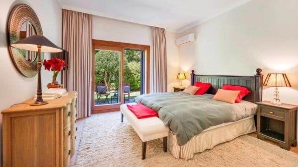 Independent chalet for sale in CL ARANJUEZ-UR MARBESA, Marbella
thumbnail 2