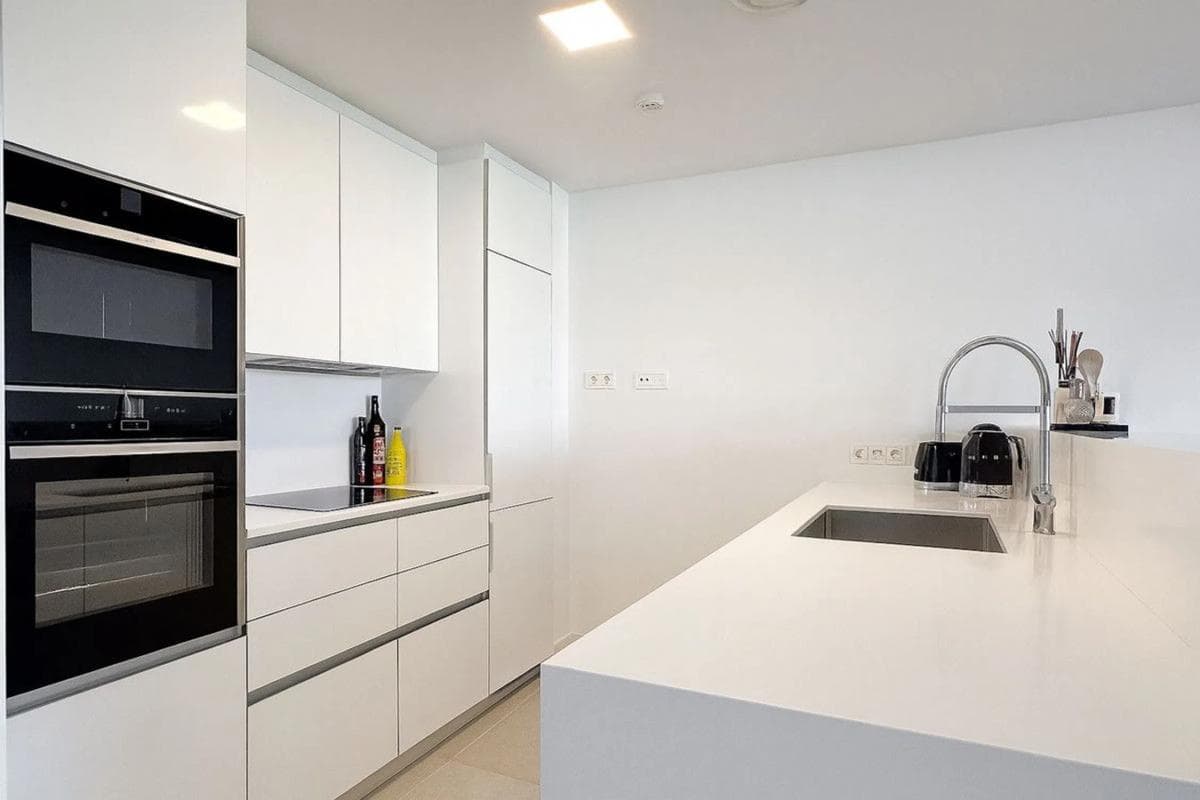 Venta de duplex en Calle la Romana, Marbella photo 4