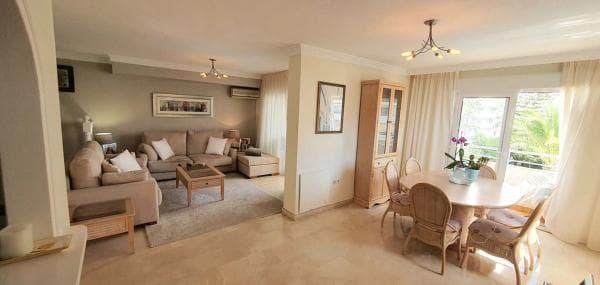 Duplex en venta en Urbanización Marbesa, 446, Marbella photo 1
