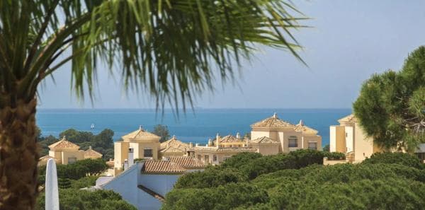 Independent chalet for sale in Barrio Elviria, Marbella
thumbnail 2