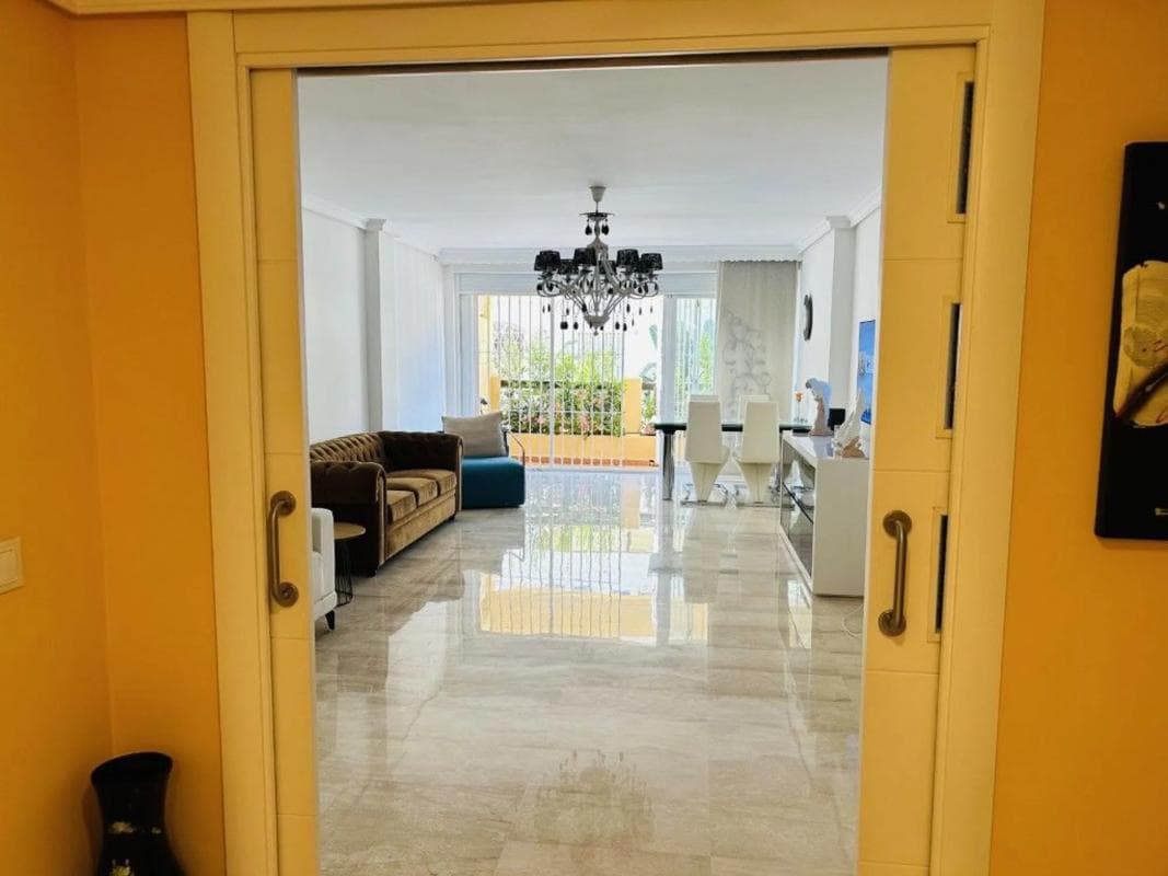 Venta de piso en Avenida de Las Antillas, Marbella
photo 3