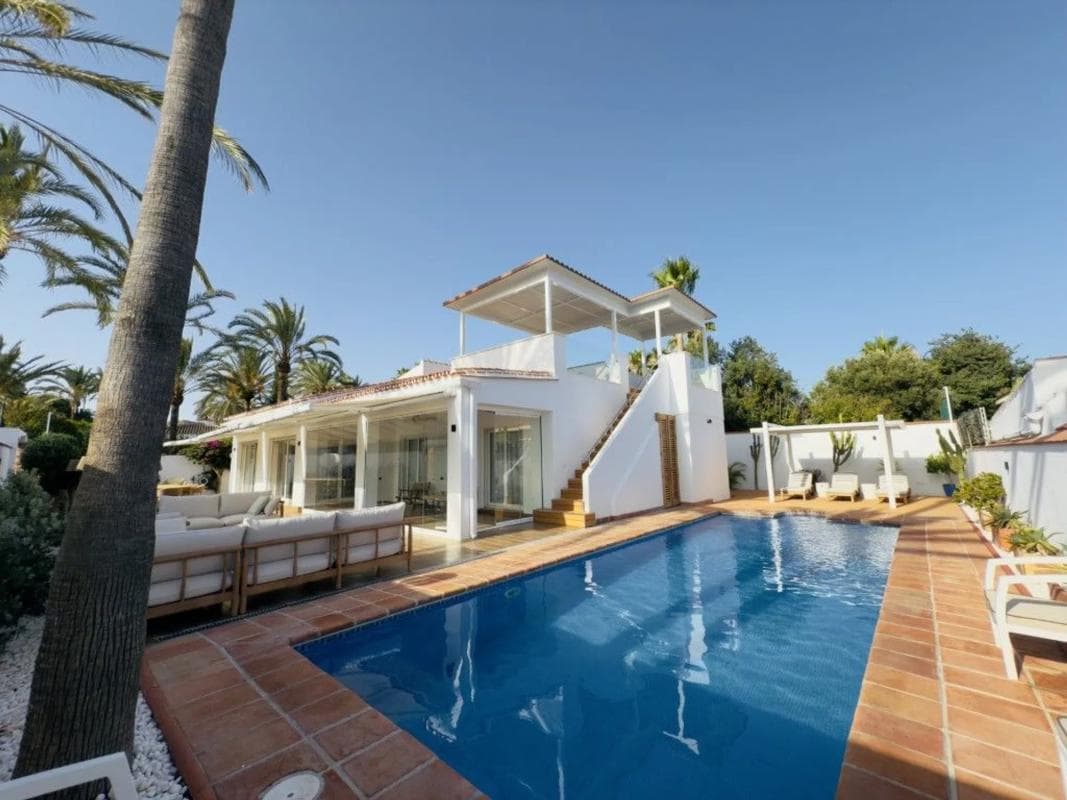 Venta de chalet independiente en Calle Pavo Real, Marbella
photo 4