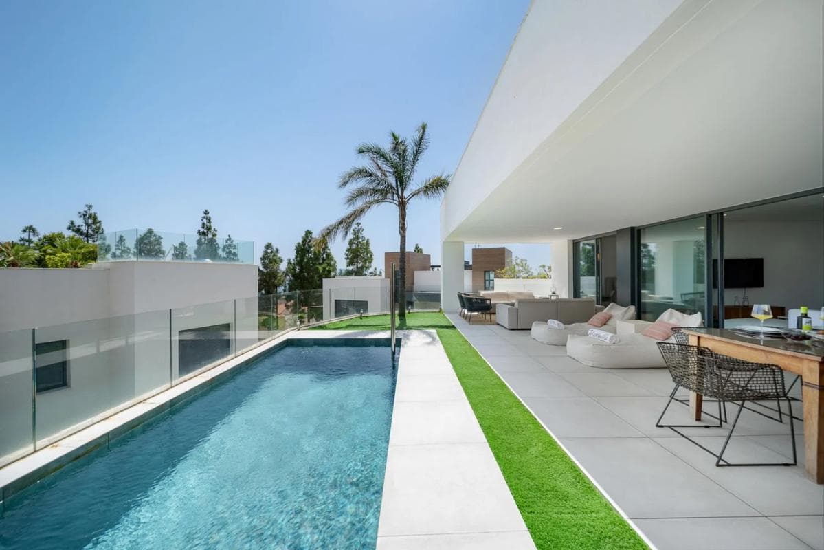 Venta de duplex en Barrio Cabopino-Artola, Marbella photo 3