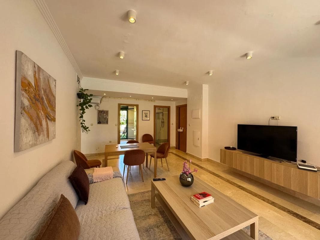Venta de piso en CL ALCOTANES LOS (CARB PLAYA, 20, Marbella
photo 4