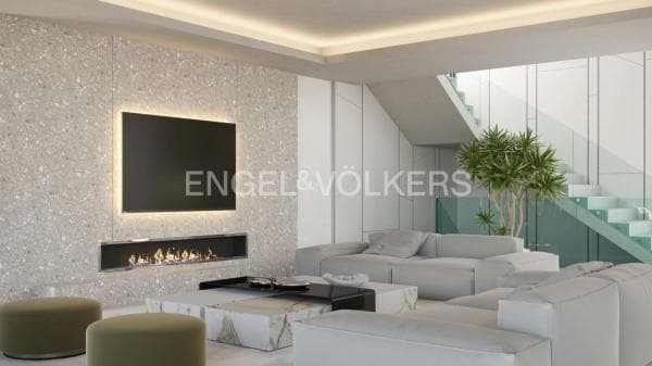 Independent chalet for sale in Avenida 13, Marbella
thumbnail 2