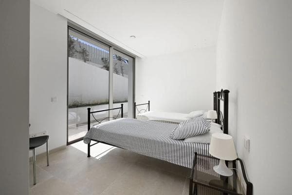 Independent chalet for sale in AV ARAGON-UR MARBESA, Marbella
photo 1