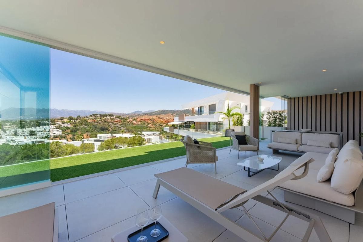Venta de piso en Barrio Cabopino-Artola, Marbella
photo 3