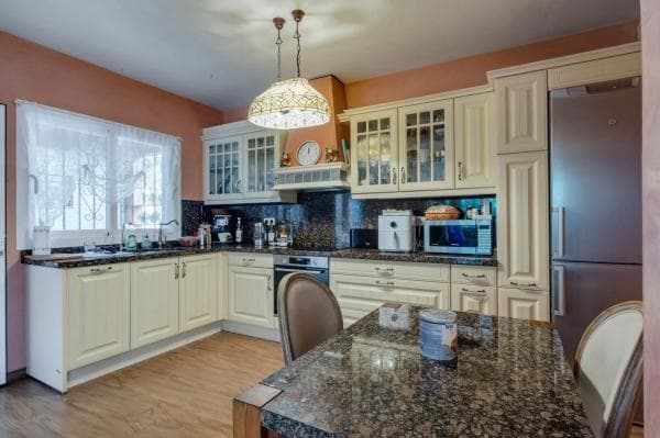 Chalet independiente en venta en Calle de la gaviola s/n, Marbella
thumbnail 2