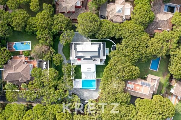 Chalet independiente en venta en Avenida Dos, Marbella
photo 1