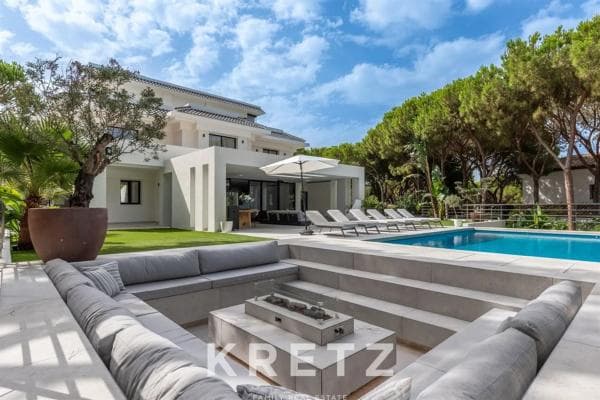 Chalet independiente en venta en Avenida Dos, Marbella
thumbnail 1