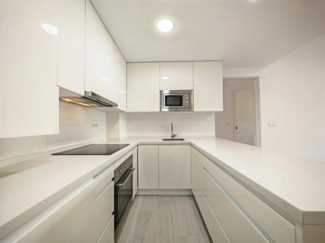 Venta de piso en Barrio Romana Playa, Marbella
photo 2