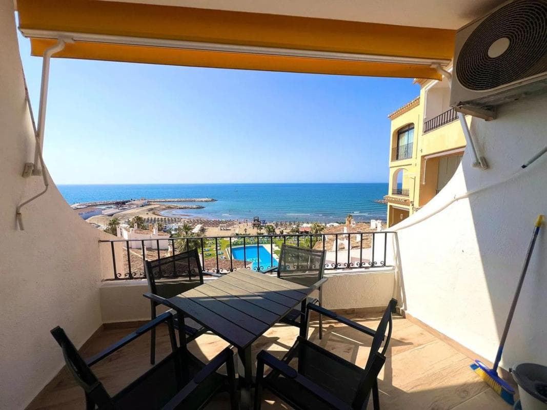 Venta de piso en Puerto de Cabopino, Marbella
photo 5
