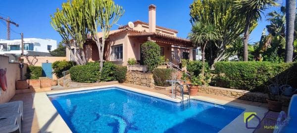 Chalet independiente en venta en Urbanización Marbesa s/n, Marbella
photo 1