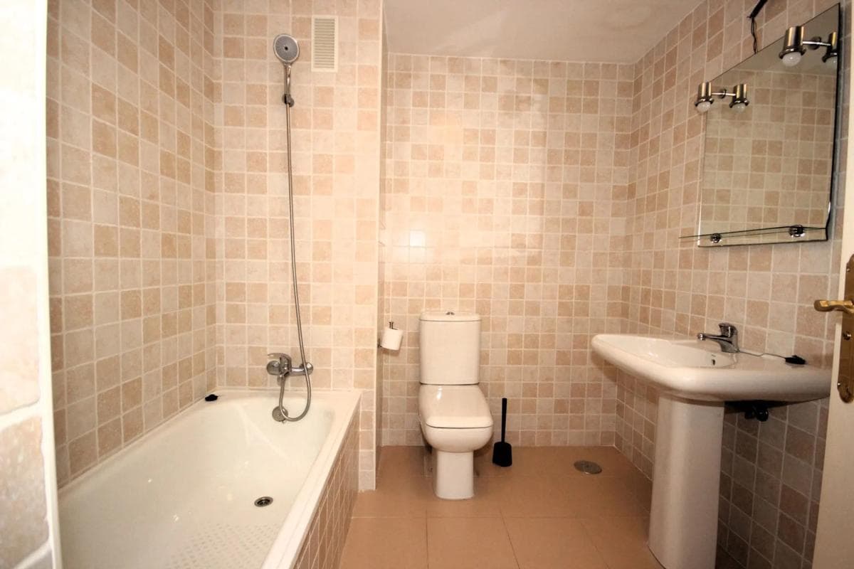 Venta de piso en Urbanizacion Reserva 2 Fase, 34, Marbella
photo 3