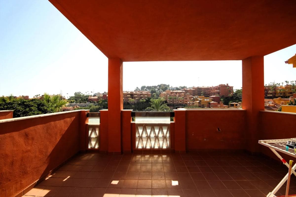 Venta de piso en Urbanizacion Reserva 2 Fase, 34, Marbella
photo 5