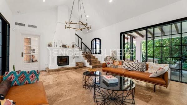 Chalet independiente en venta en Urbanización Marbesa, Marbella
thumbnail 2
