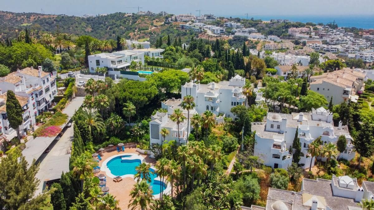Venta de piso en Avenida Casarabonela s/n, Marbella
photo 2