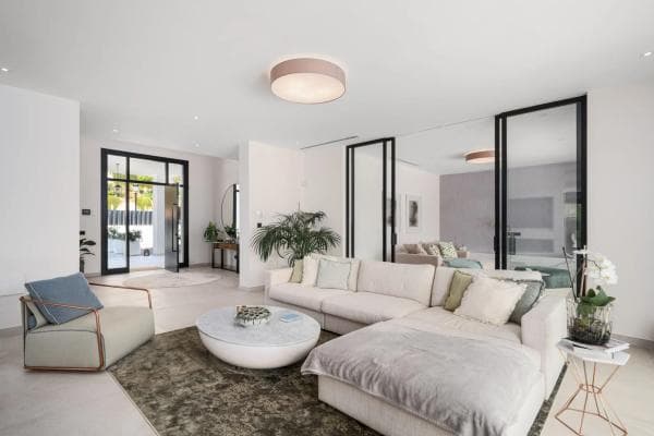 Chalet independiente en venta en Calle Lila, 3, Marbella
photo 1