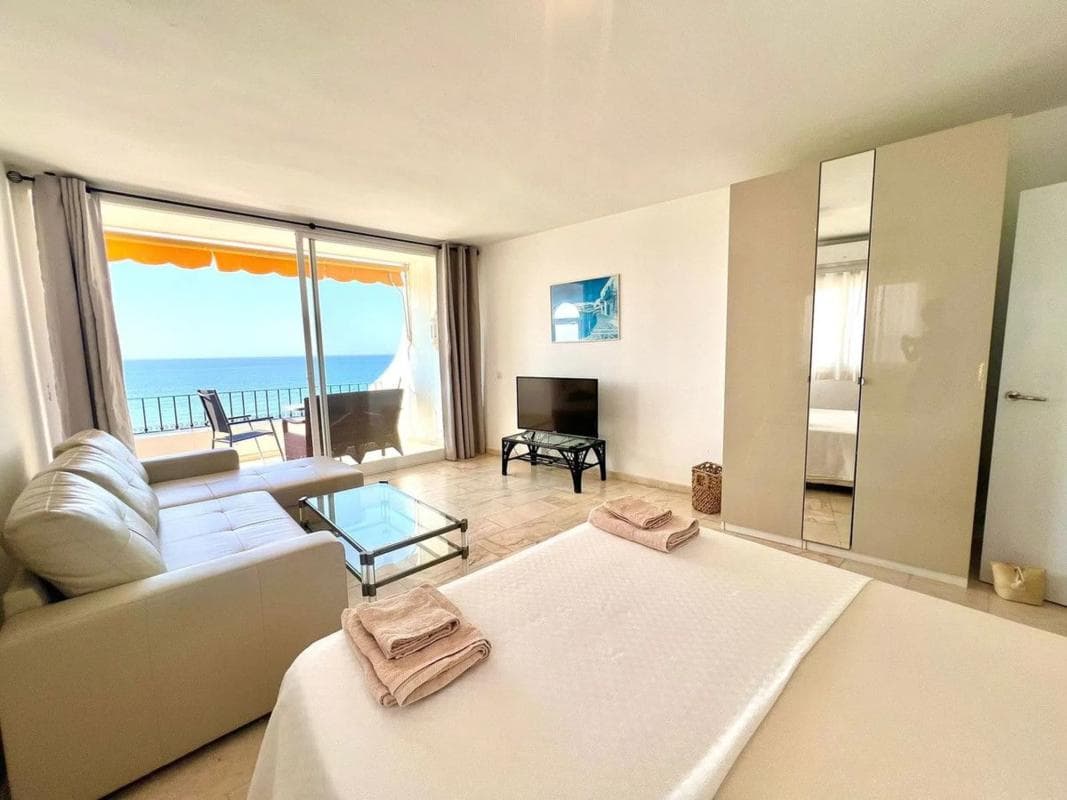Venta de piso en Puerto de Cabopino, Marbella
photo 4