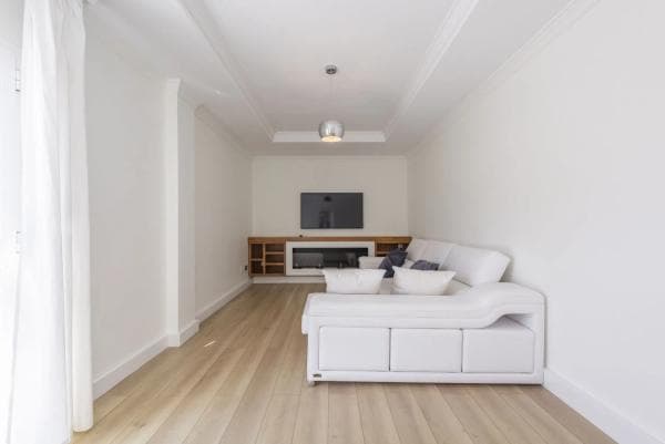 Chalet independiente en venta en Barrio Santa María, Marbella
thumbnail 1