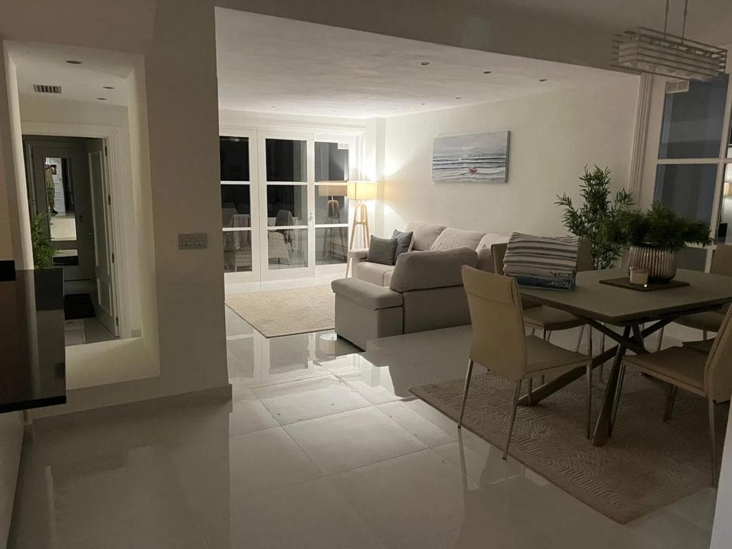 Venta de piso en Avenida Zurita, Marbella
photo 5