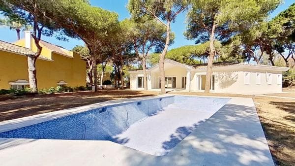 Chalet independiente en venta en Avenida 1, Marbella
thumbnail 2