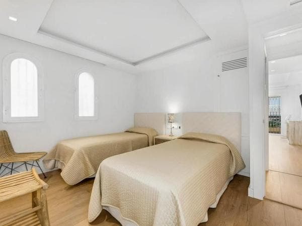 Piso en venta en Barrio Romana Playa, Marbella
thumbnail 2