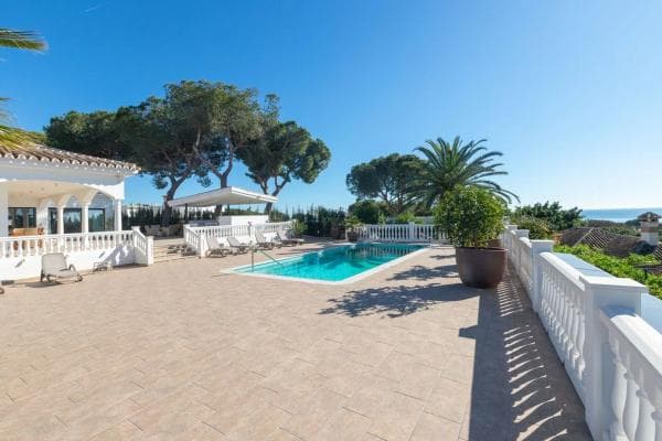 Chalet independiente en venta en Barrio Elviria, Marbella
photo 1