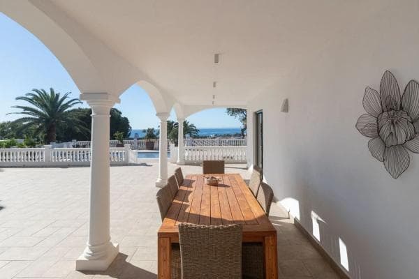 Chalet independiente en venta en Barrio Elviria, Marbella
thumbnail 1