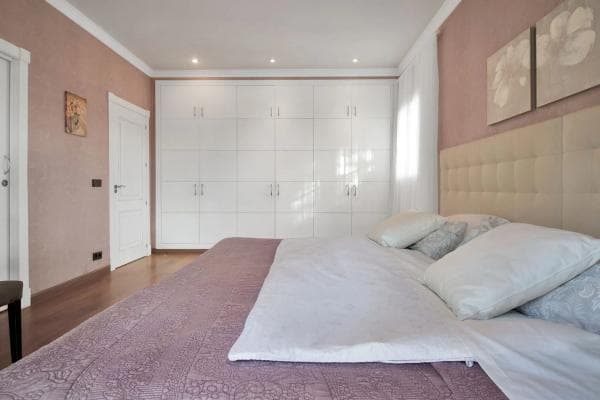 Chalet independiente en venta en Paseo de Bélgica, Marbella
photo 1