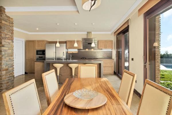 Chalet independiente en venta en Paseo de Bélgica, Marbella
thumbnail 2