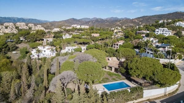 Chalet independiente en venta en Barrio Santa María, Marbella
thumbnail 1