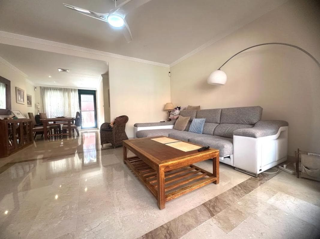 Venta de piso en Barrio Marbesa, Marbella
photo 5