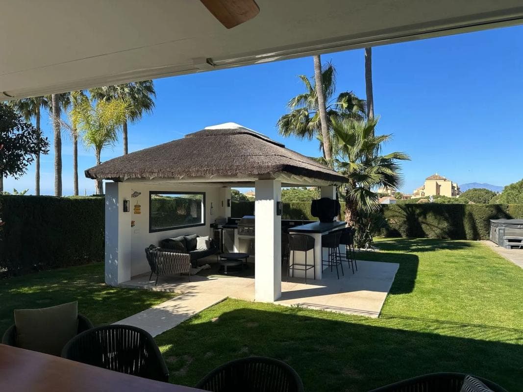 Venta de chalet independiente en Barrio Santa María, Marbella
photo 4