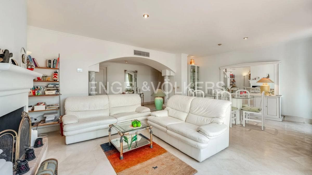 Venta de piso en Conjunto White Pearl Beach, Marbella
photo 4