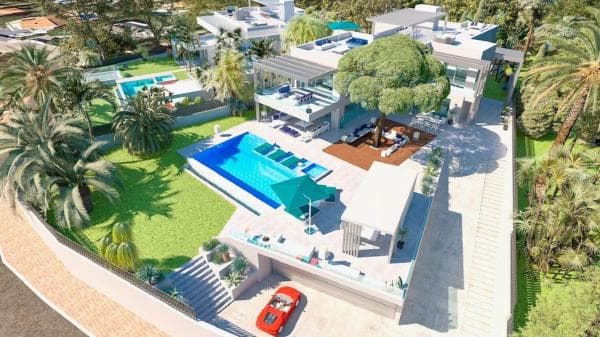 Chalet independiente en venta en Barrio Santa María, Marbella
thumbnail 1