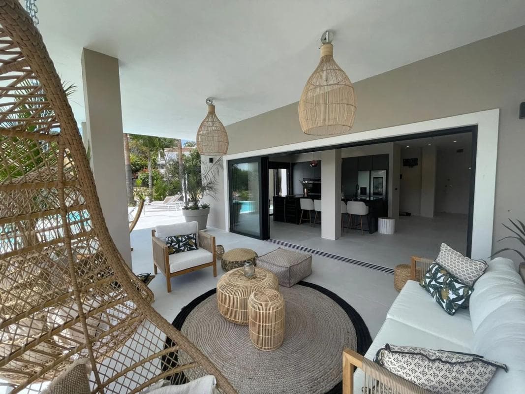 Venta de chalet independiente en Barrio Elviria, Marbella
photo 4