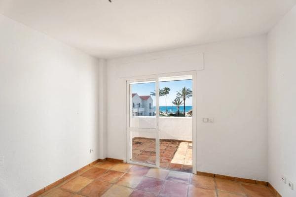 Chalet independiente en venta en Calle la Palma s/n, Marbella
photo 1