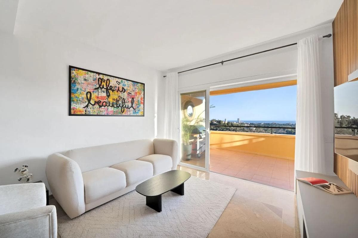 Venta de piso en Avenida de las Cumbres, 9 a, Marbella
photo 2