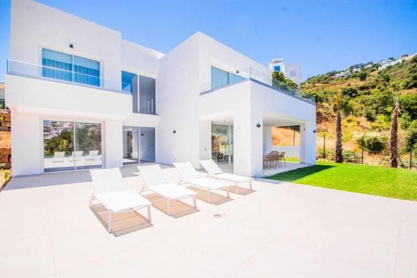 Chalet independiente en venta en Barrio Santa María, Marbella
photo 1