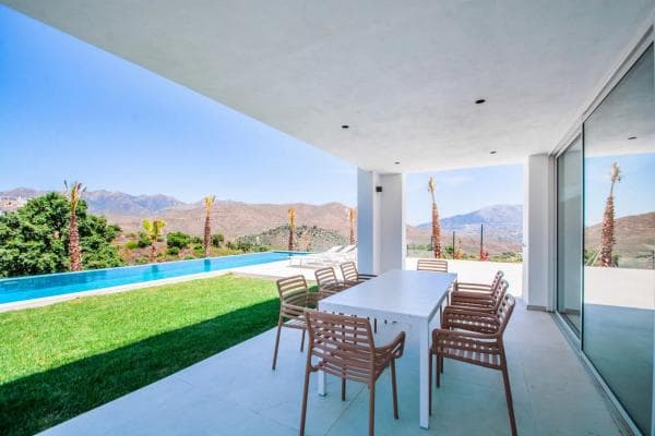 Chalet independiente en venta en Barrio Santa María, Marbella
thumbnail 2