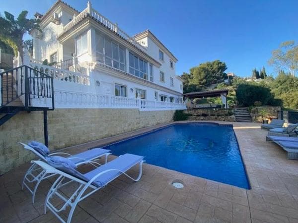 Chalet wolnostojący na sprzedaż w Avenida de España, 483, Marbella photo 1