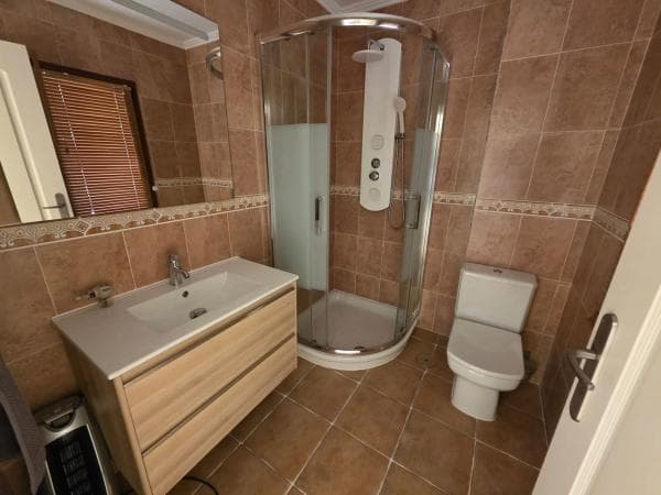 Chalet wolnostojący na sprzedaż w Lugar Urbanizacion Hacienda las Chapas, 289 -A, Marbella thumbnail 1