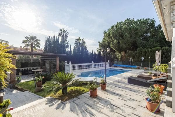 Chalet wolnostojący na sprzedaż w Barrio Marbesa, Marbella photo 1